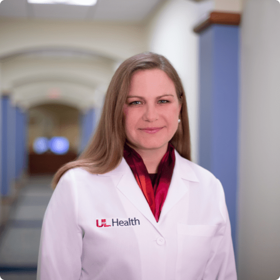An image of a UofL Health employee